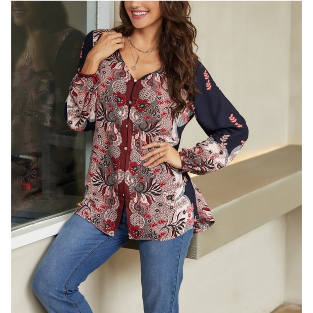 NWT patterned blouse